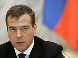 Медведев хочет создать фонд для оцифровки конструкторских разработок